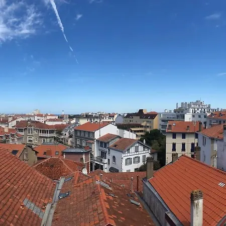 Beautiful For 2/4 Person, Amazing View Apartment Biarritz